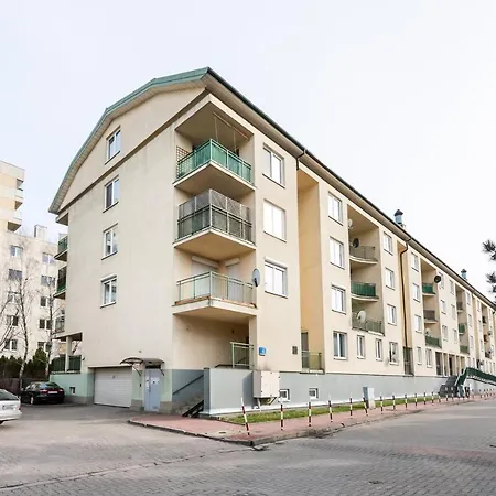 Apartment Wola Park Lovely - Near Metro Warsaw