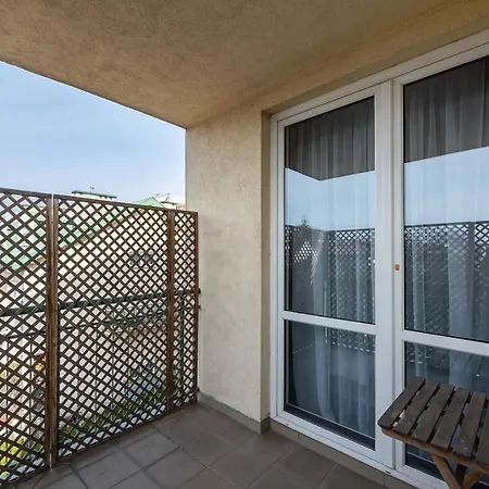 Apartment Wola Park Lovely - Near Metro *