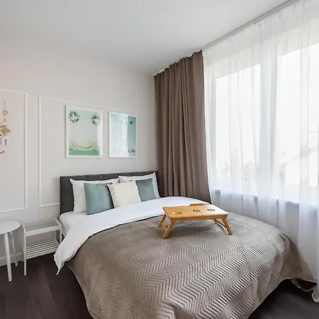 Wola Park Lovely - Near Metro Apartamento