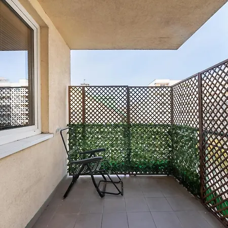 Appartamento Wola Park Lovely - Near Metro Varsavia