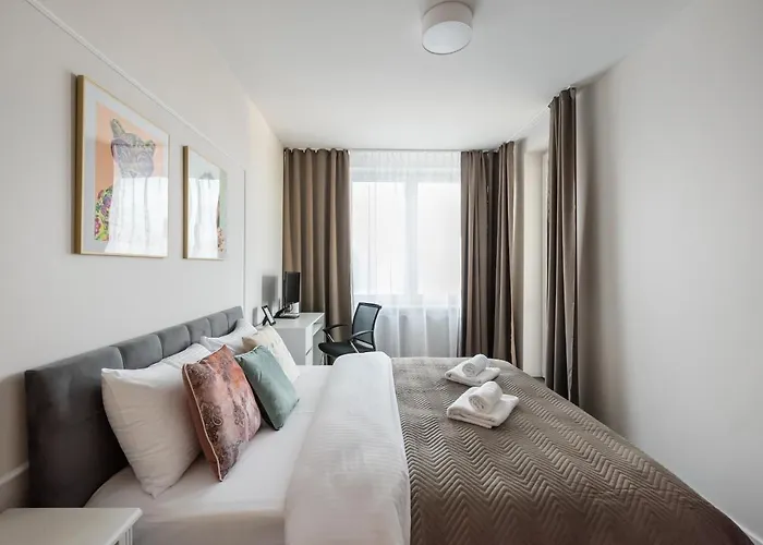 Apartment Wola Park Lovely - Near Metro Warsaw